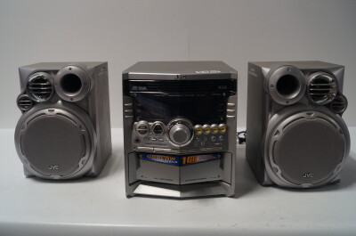 JVC MX-KA3 Compact Component System with 3-Way Speaker Bass-Reflex Design