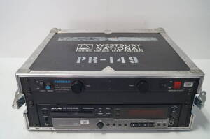 Tascam CD RW900SL CD Re-Writeable MP3 Recorder w/ Furman PL8 AC Panel