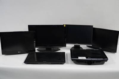 Lot (6) 19" - 20" LCD monitor. Various.