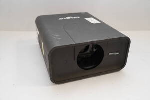 Christie LHD 700 LCD Projector 7K / 16:9