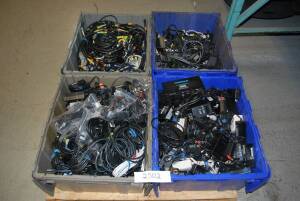 Power supplies / Miscellaneous Video Cable / Euro cables (4 tubs)