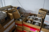 Lot containing Light bulbs and lighting accessories - 4