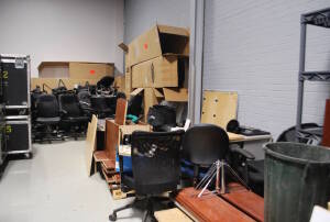 Lot Miscellaneous Office Furniture