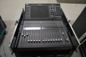 QL1 Rack with Yamaha QL1 Console